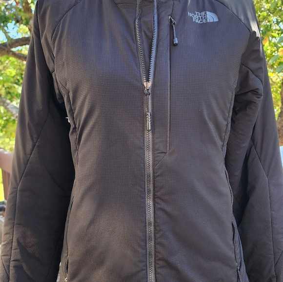 The North Face Ventrix Active Insulated Jacket - Black - Picture 5 of 10